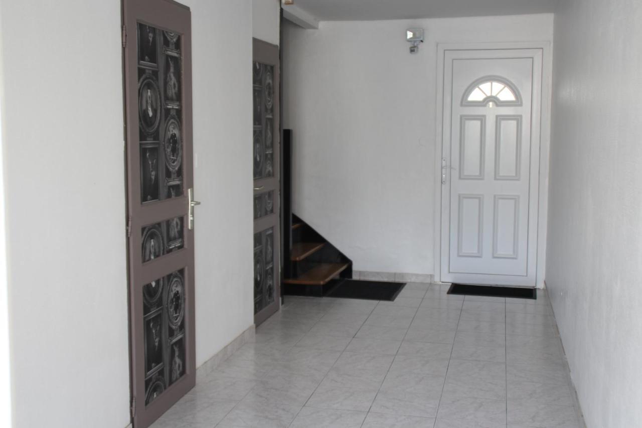 Pyrene Holidays - Residence La Fontaine - Studios Cozy A 10Mn A Pied Des Thermes バニエール・ド・ビゴール エクステリア 写真